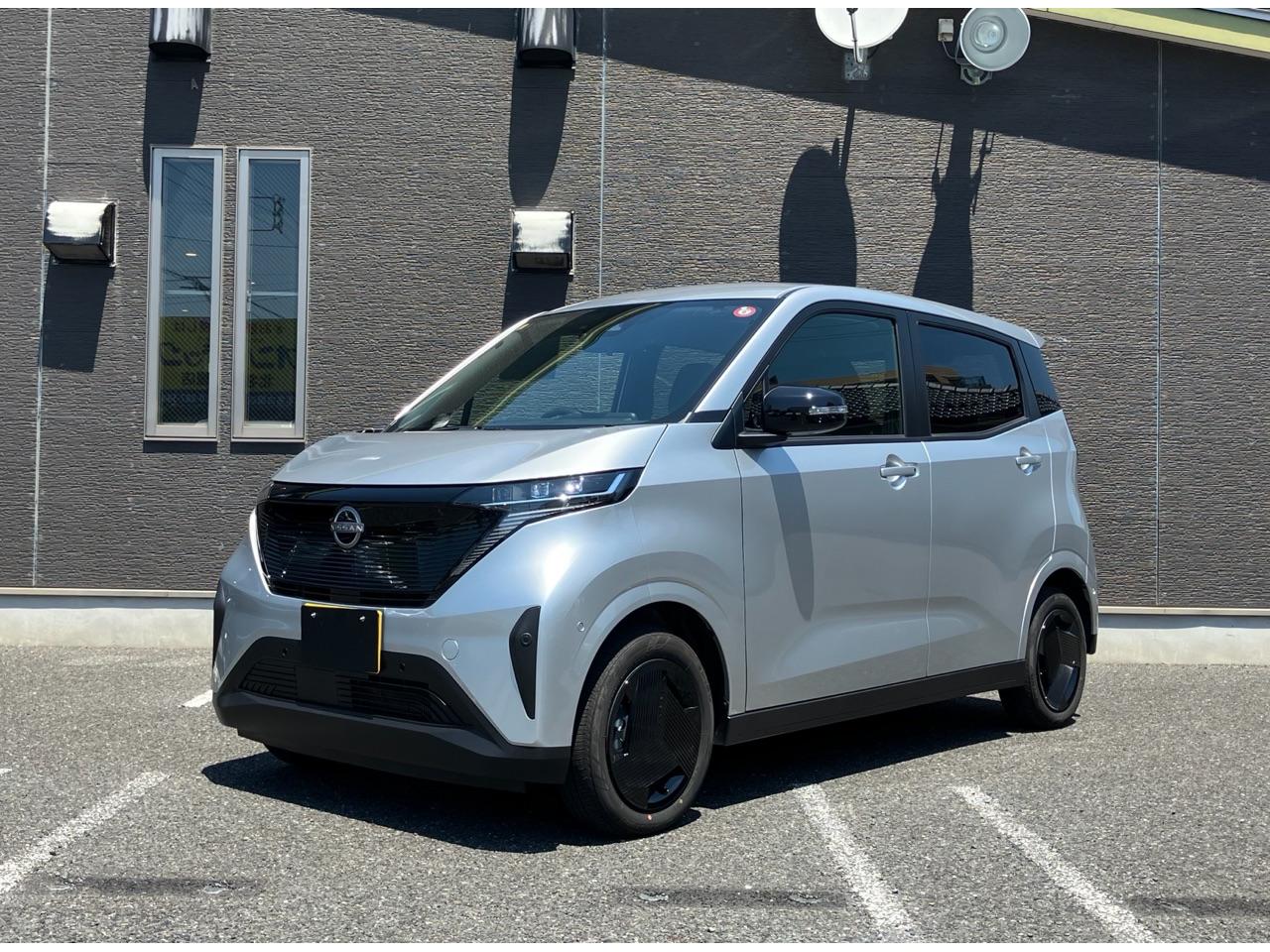 日産サクラ Ｓ　純正ナビＴＶ　純正ドラレコ／バックカメラ　純正充電ケーブル　スマートキー　禁煙車　ワンオーナー　障害物センサー　レーンアシスト　オートライト　ベンチシート　Ｂｌｕｅｔｏｏｔｈ接続